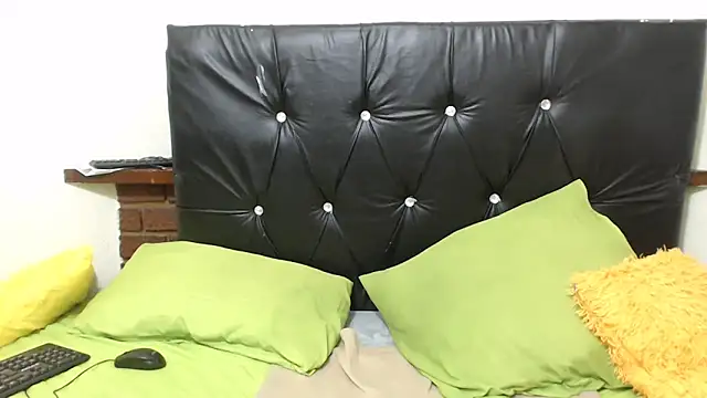Reloadingwait Live XXX-Chat
