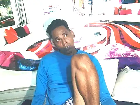 IndianHunk01's Live XXX Chat