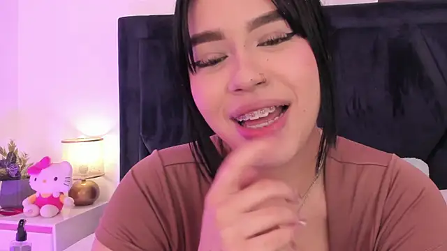 Lily_Woodz Obrolan Langsung XXX