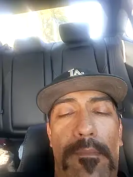 Онлайн чат XXX joebiggsss