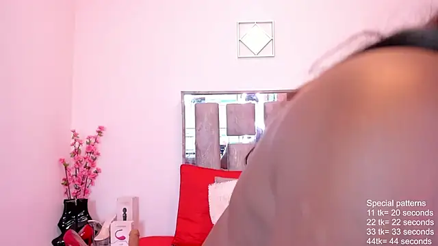 XXX chat uživo modela EmilyRooa1