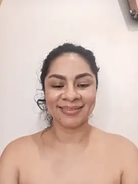 luna_pinky's Webcam Show