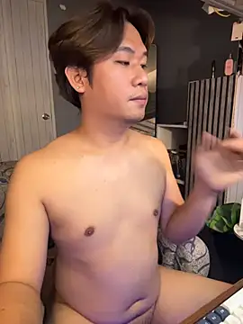 XXX chat uživo modela Titanryu