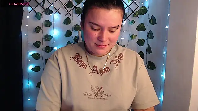 Nika_1_ live XXX chat