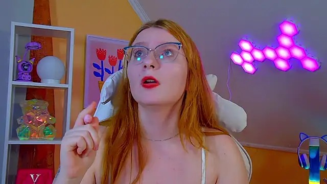 AliceAllisons' Live XXX Chat