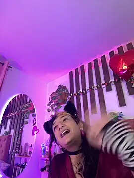 Chat XXX en directo de MeowMota_