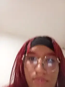 Chat +18 de Lucero_777 ao vivo