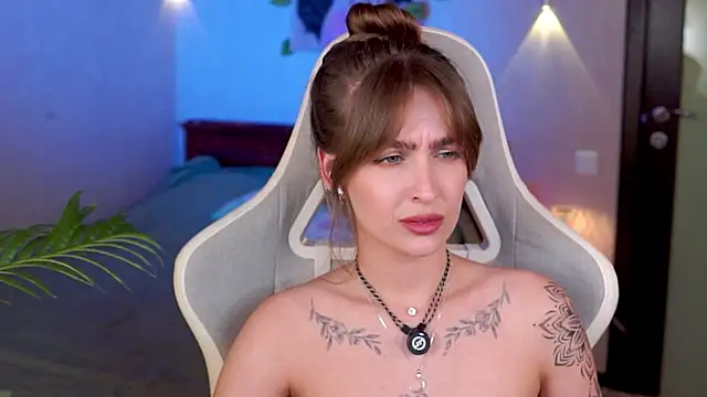 Kamila_icee: απευθείας συνομιλία ΧΧΧ
