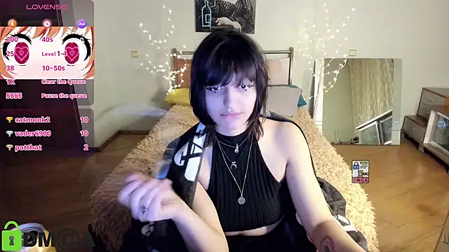 A_Skyy Chat XXX in diretta