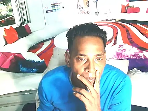 IndianHunk01 Live XXX-chat