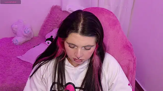 Chatroom XXX en direct de Sachi_Meow