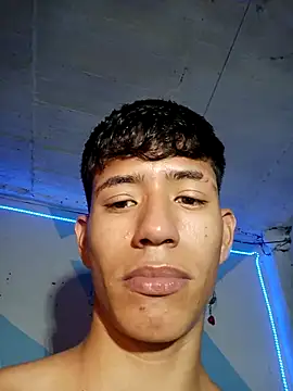 dareck_18 Chat XXX live