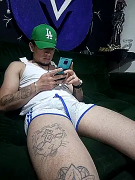 عرض كام Valentino_dominusSex