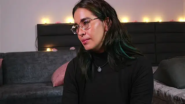 kathieandpovcock1 网络视讯表演
