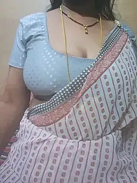 Lakhshmi-888 Chat XXX in diretta