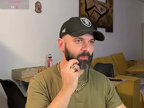 GipsyKingRo Adlı Modelin Canlı XXX Sohbeti