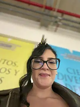 Chat +18 de GabyMejiaa ao vivo