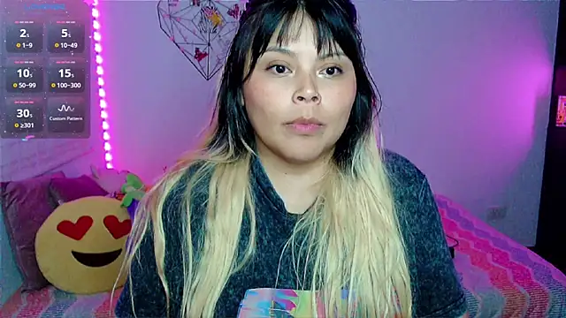 EllieMoonX – webcam-show