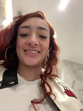 ariiel_'s Live XXX Chat