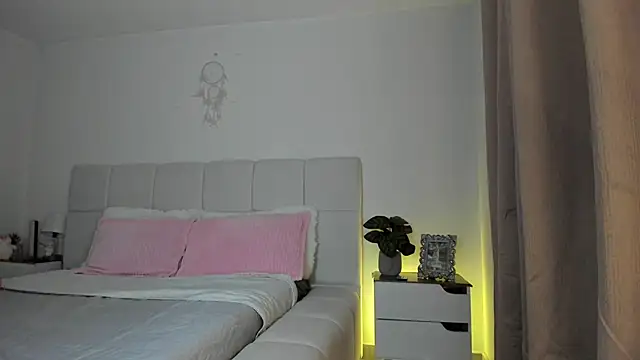 Ori_valentina Chat XXX in diretta