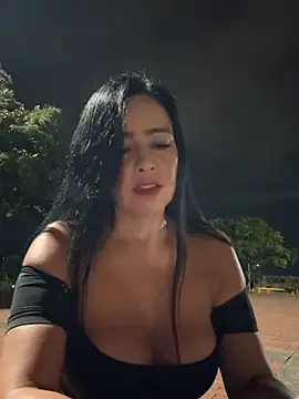_kathaLopez_ Adlı Modelin Web Kamerası Şovu