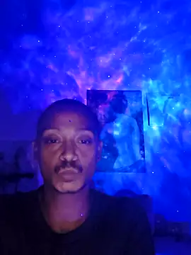 Wide-eyedLight6 – webcam-show