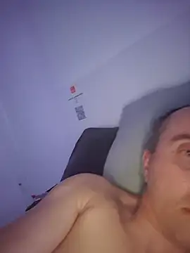 TirelessLot3 – webcam-show