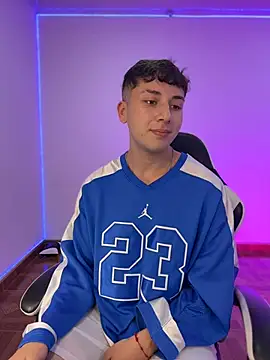 Show de OLIVER_K na webcam
