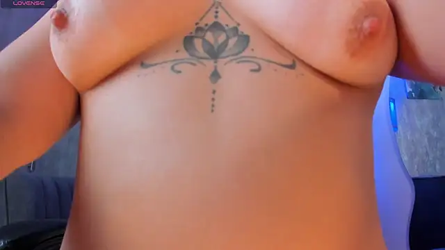 Chat XXX en directo de MelanieHudson_