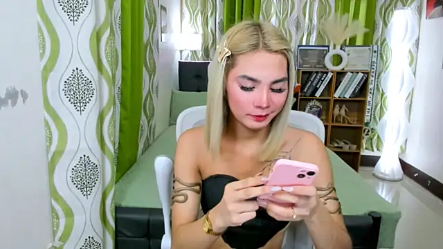 hotjessieempress Pertunjukan Webcam