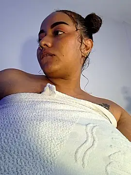 curly_girl_31 现场XXX聊天
