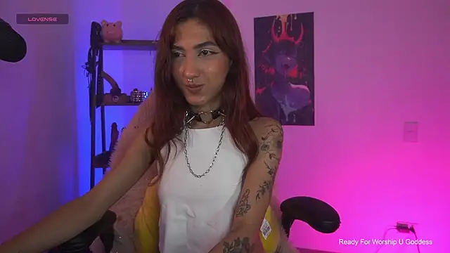 Littlegoddessx 网络视讯表演