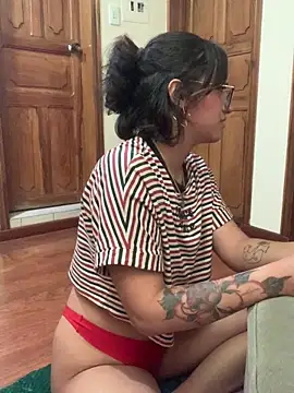 Chat XXX en directo de LilithMonette