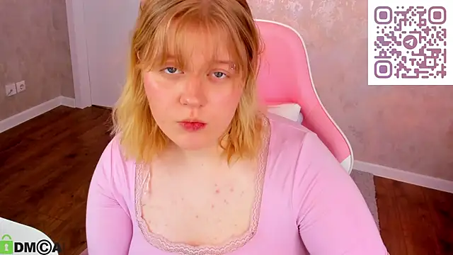 luna_c0ra's Live XXX Chat