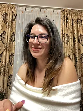 NadiraNoor Webcam show