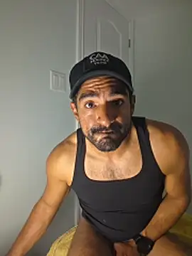 piggylatino's Webcam Show