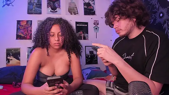 XXX chat uživo modela hothoneychile