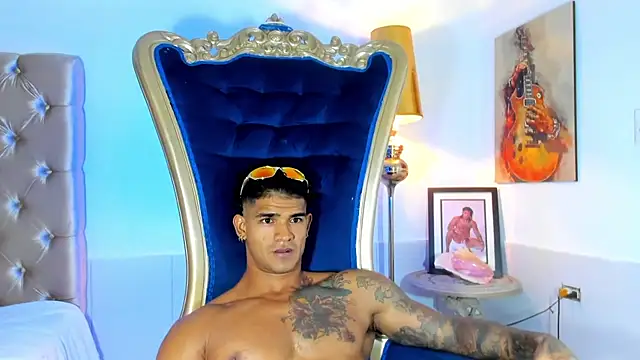 antonio__444n Live XXX chat