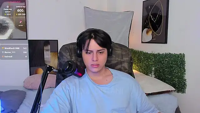 Thom_Ohtani Live XXX-Chat