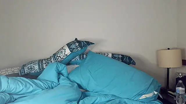 FrankieFuckMe Show Webcam