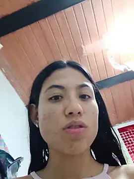 Geneviieve_and_scott_hot 现场XXX聊天