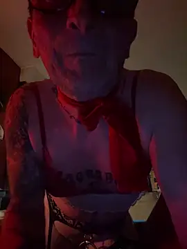 Show de Ladyluve na webcam