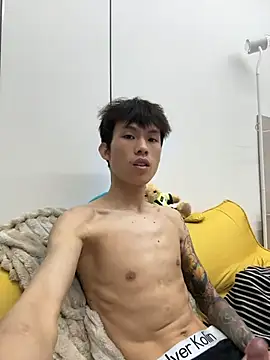 zzzzppp3's Webcam Show