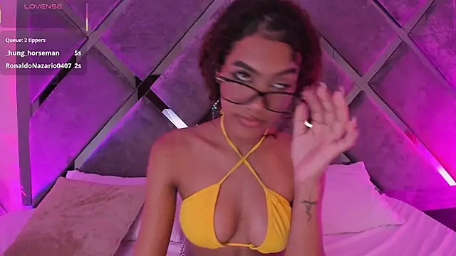luciagray1 Webcam-Show