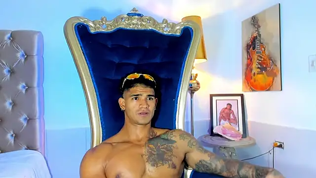 Show de antonio__444 na webcam
