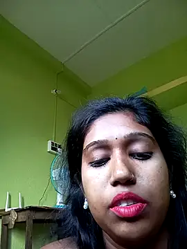 bannerjeesneha20 élő XXX-chatje