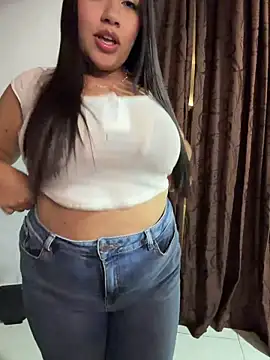 ImjustMia Live XXX-chat