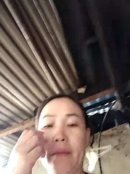 Živý XXX chat Fieng-cum