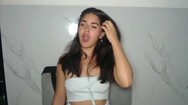 melodyphillips_2_'s Live XXX Chat