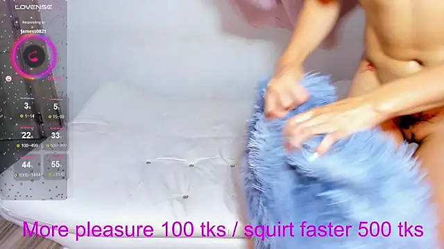 Pertunjukan Kamera Web Glamorous_Giirlss